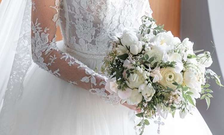 Para as noivas: A moda dos buquês brancos - Fashionistando